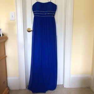 JS Boutique Strapless Formal Dress